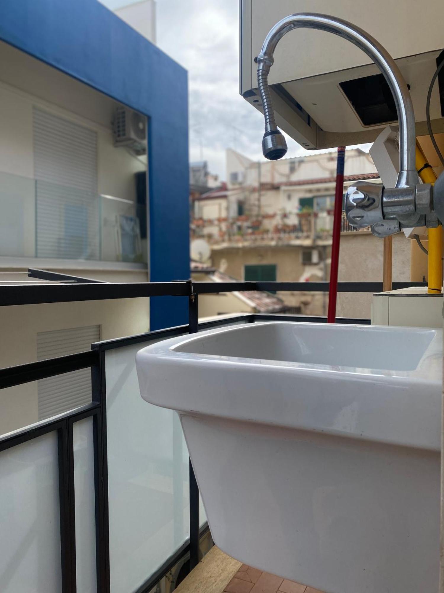 Mareluce Apartamento Letoianni Exterior foto
