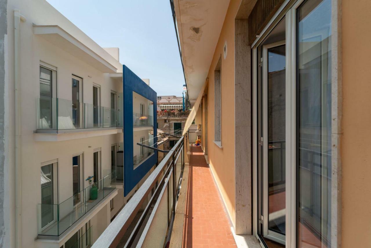 Mareluce Apartamento Letoianni Exterior foto